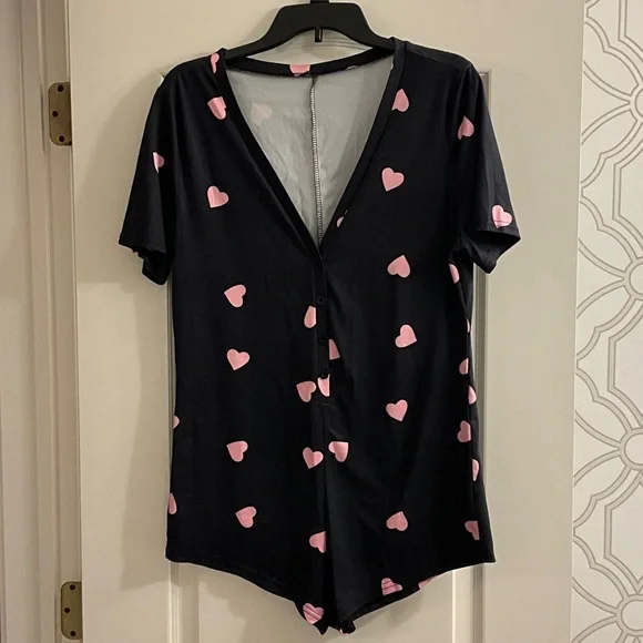 Heart Print Women's Pajama Romper - Picture 1 of 1